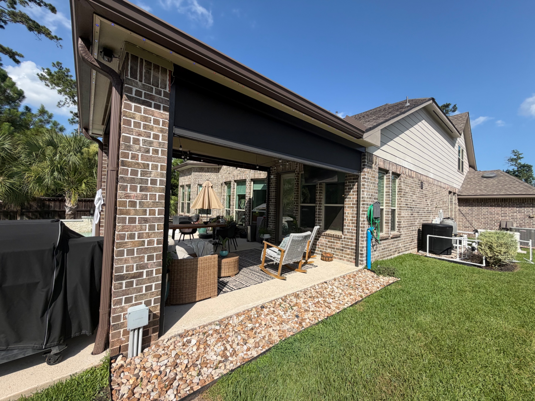 Spotless patio & siding